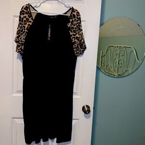 Leopard sleeve dress